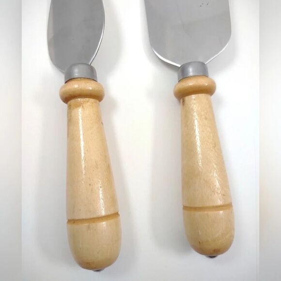 Cheese Knife Set with Wooden Handles - Picture 6 of 12